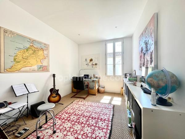 MAISON 7 PIÈCES 185 M2 GARAGE AIGUES MORTES