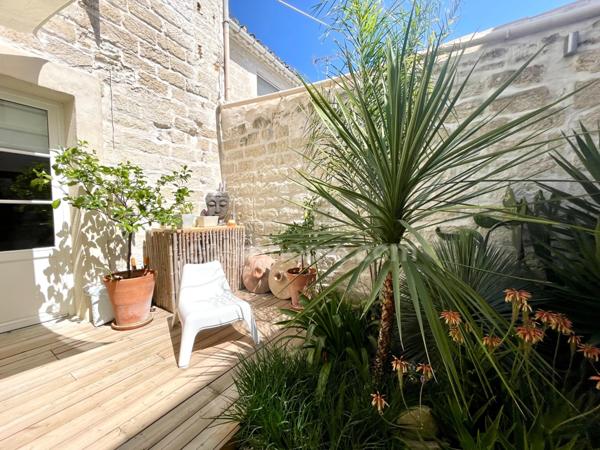 MAISON 7 PIÈCES 185 M2 GARAGE AIGUES MORTES