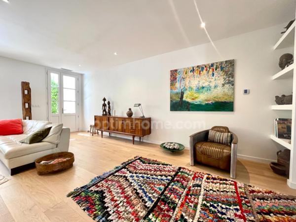 MAISON 7 PIÈCES 185 M2 GARAGE AIGUES MORTES