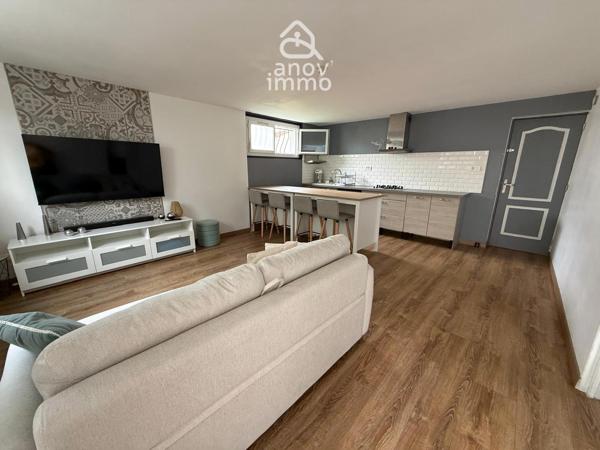 Maison
                                                                                                                                                                                                                                                                                                                        6 pièce(s)                                                                                                                                                                                                          3 chambre(s)                                                                                                                                                                                                          125  m²