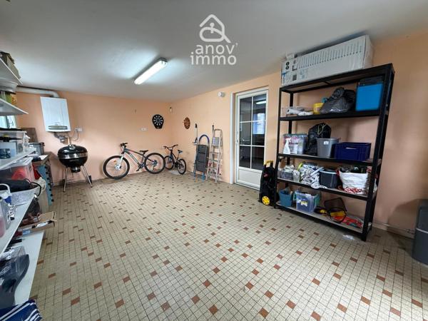 Maison
                                                                                                                                                                                                                                                                                                                        6 pièce(s)                                                                                                                                                                                                          3 chambre(s)                                                                                                                                                                                                          125  m²