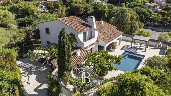 Sainte-Maxime, Villa 7 Chambres -  270 m² à vendre