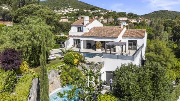 Sainte-Maxime, Villa 7 Chambres -  270 m² à vendre