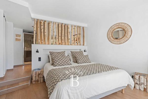 Sainte-Maxime, Villa 7 Chambres -  270 m² à vendre