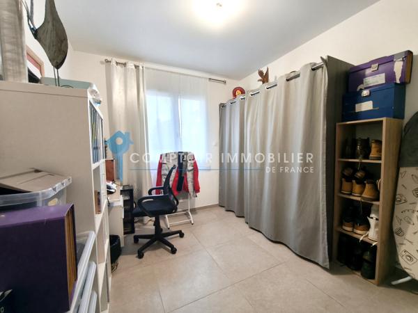 Maison
                                                                                                                                                                                                                                                                                                                        4 pièce(s)                                                                                                                                                                                                          3 chambre(s)                                                                                                                                                                                                          90  m²