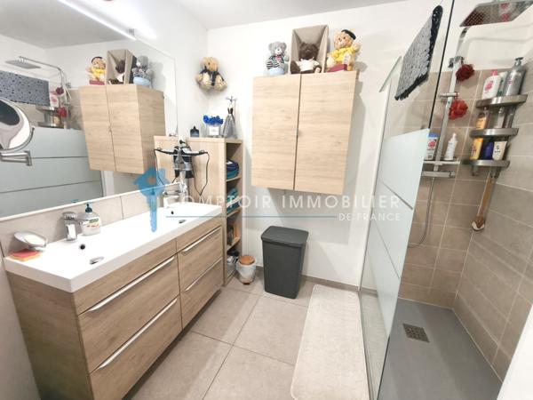 Maison
                                                                                                                                                                                                                                                                                                                        4 pièce(s)                                                                                                                                                                                                          3 chambre(s)                                                                                                                                                                                                          90  m²