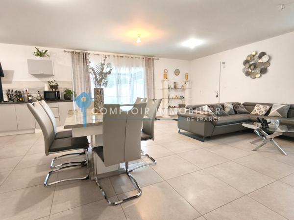 Maison
                                                                                                                                                                                                                                                                                                                        4 pièce(s)                                                                                                                                                                                                          3 chambre(s)                                                                                                                                                                                                          90  m²