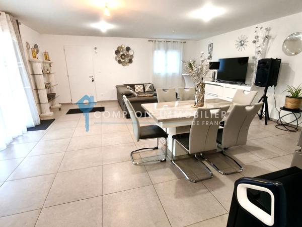 Maison
                                                                                                                                                                                                                                                                                                                        4 pièce(s)                                                                                                                                                                                                          3 chambre(s)                                                                                                                                                                                                          90  m²