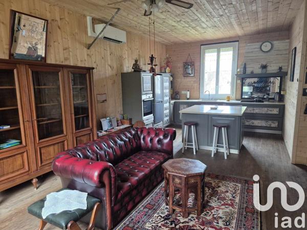 Maison de ville 3 pièces de 73 m² à Civray (86400)