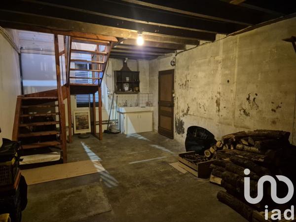 Maison de ville 3 pièces de 73 m² à Civray (86400)