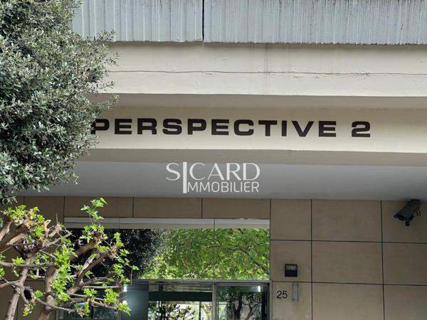 5 pièces lumineux étage élevé Beaugrenelle