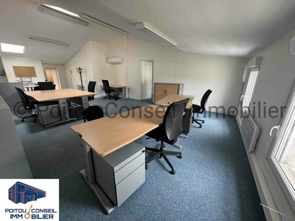 BUREAUX CENTRE VILLE NIORT 110m2 2eme ETAGE SANS ASCENSEUR