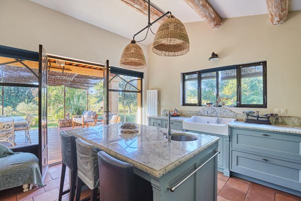 Villa Rognes - 6 chambres - terrain 8600m2