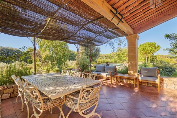 Villa Rognes - 6 chambres - terrain 8600m2