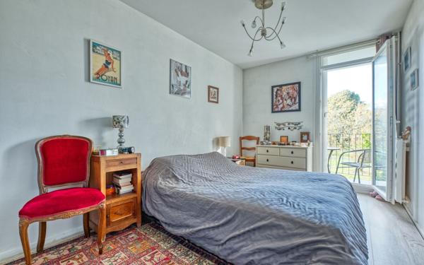 Appartement à vendre    4 pièces • 76,56 m2 Pessac