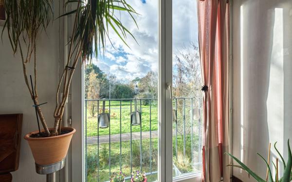 Appartement à vendre    4 pièces • 76,56 m2 Pessac