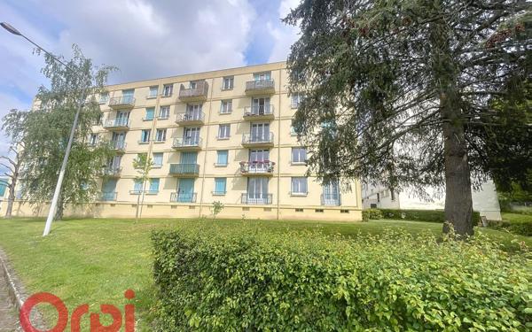 Appartement à vendre    3 pièces • 68,69 m2 Montluçon