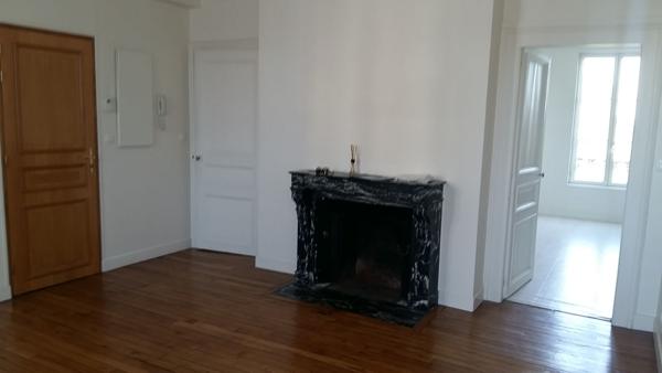 Deux pièces Troyes limite Sainte Savine