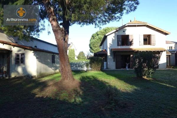 Vente                                                      Maison
                        
                     6 pièces                      150 m2                     à Marmande