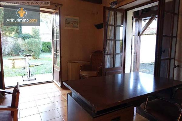 Vente                                                      Maison
                        
                     6 pièces                      150 m2                     à Marmande