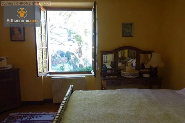 Vente                                                      Maison
                        
                     6 pièces                      150 m2                     à Marmande