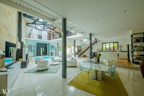 Maison à vendre 1 097 250 € Bordeaux 6 p 272 m² DPE D