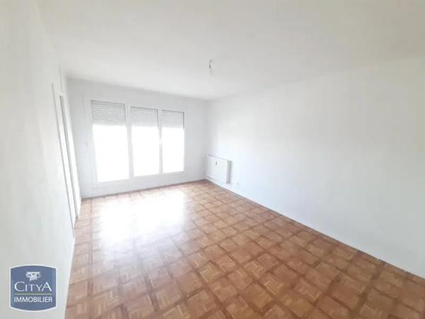 Appartement à louer 4 pièces 75.16m²