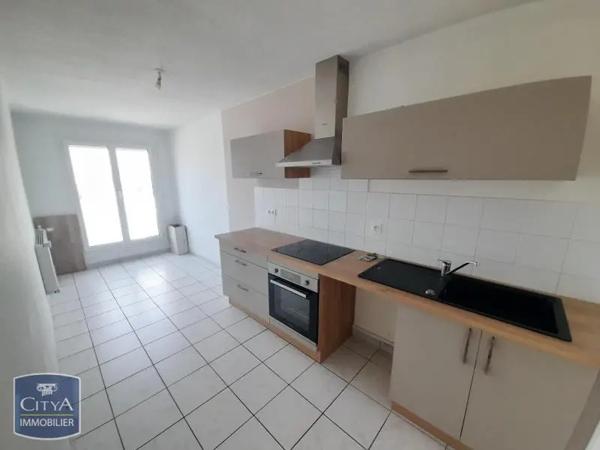 Appartement à louer 4 pièces 75.16m²