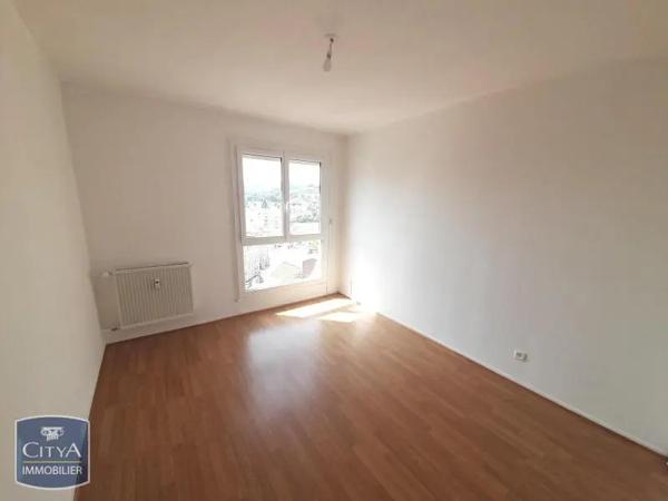 Appartement à louer 4 pièces 75.16m²
