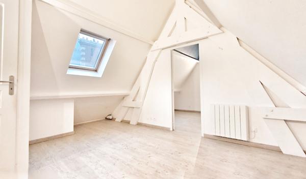 Bennecourt (78270) MAISON VILLAGE 5 PIECES 80M2 JARDINET PROCHE A13