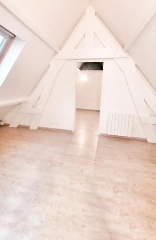 Bennecourt (78270) MAISON VILLAGE 5 PIECES 80M2 JARDINET PROCHE A13