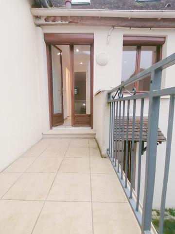 Bennecourt (78270) MAISON VILLAGE 5 PIECES 80M2 JARDINET PROCHE A13