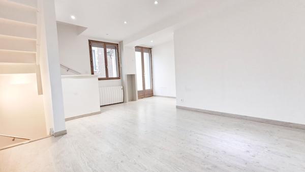 Bennecourt (78270) MAISON VILLAGE 5 PIECES 80M2 JARDINET PROCHE A13