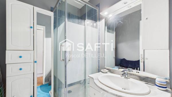 GARCHES – Centre-Ville appartement 4 pièces 84m2 – Terrasse en rez de jardin 46m2