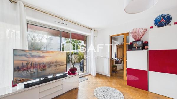 GARCHES – Centre-Ville appartement 4 pièces 84m2 – Terrasse en rez de jardin 46m2