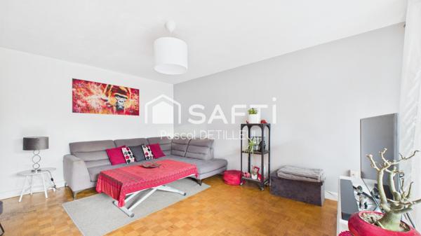 GARCHES – Centre-Ville appartement 4 pièces 84m2 – Terrasse en rez de jardin 46m2