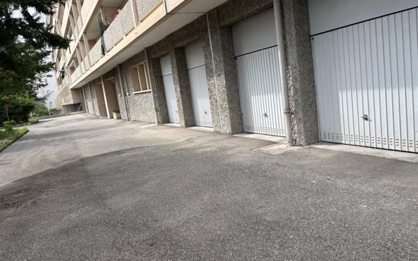Stationnement à vendre    Lyon 3