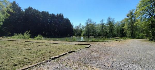 Vente                                                      Terrain
                        
                                         24375 m2                     à Le Nouvion-en-Thiérache