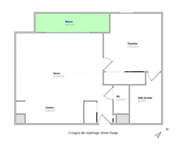 T2 récent avec balcon – Val de Fontenay :
   -3e étage avec ascenseur
   -Résidence Kaufman & Broad – 2020
   -Surface habitable : env. 49 m²
   -Séjour avec cuisine ouverte : 26,7 m²
   -Chambre avec placard : 13,2 m²
   -Balcon Ouest : 4,5 m²
   -Salle de bains : 4,5 m²
   -WC indépendant
   -Entrée avec placard
   -Vue dégagée – environnement calme
   -Parking privatif sécurisé en sous-sol

 Chauffage et eau chaude collectifs – régulation individuelle
 DPE : C/D
Localisation :
   -RER A & E – Gare de Val de Fontenay : 500 m
   -Bus : 100 à 200 m
   -Commerces de proximité
   -Écoles : 250 à 900 m
   -Tram T1 : 2026/2027
   -Métros 1 & 15 : horizon 2030