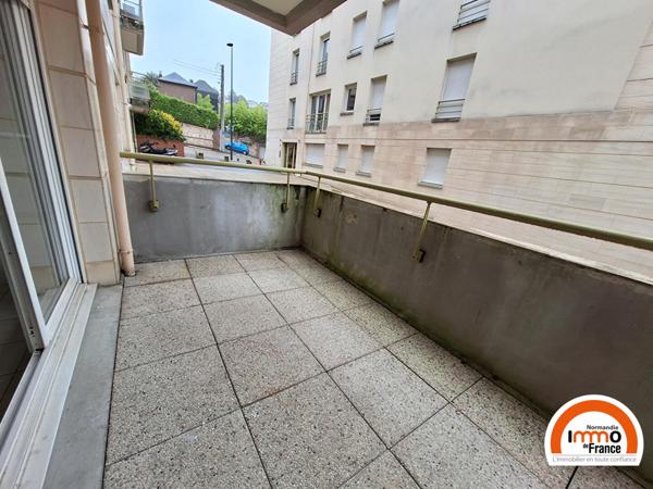 BOIS-GUILLAUME / LOGEMENT CONVENTIONNE - F3 de 71,65 m² avec 1 place de parking