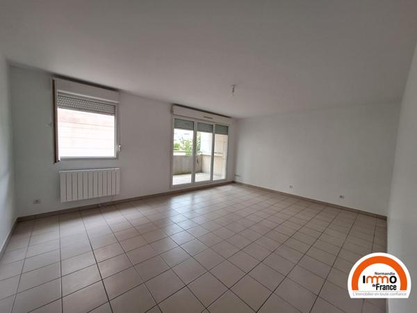 BOIS-GUILLAUME / LOGEMENT CONVENTIONNE - F3 de 71,65 m² avec 1 place de parking