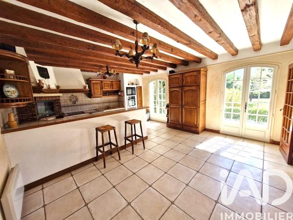 Maison à vendre 9 pièces 225 m² Bou