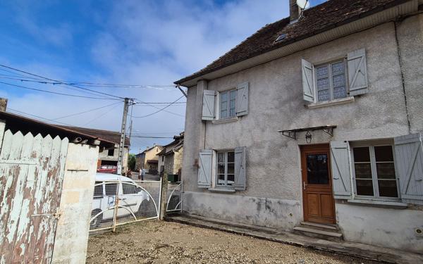 Maison à vendre    4 pièces •  Brangues