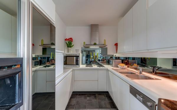 Appartement à vendre    2 pièces • 41,54 m2 Caluire-et-Cuire