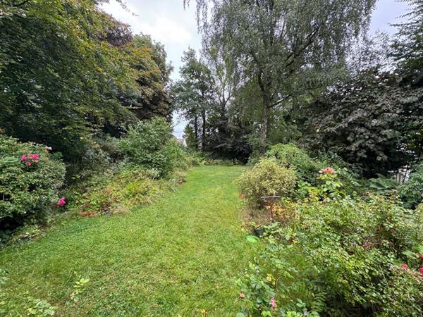 Maison en ossature bois - volumes généreux, jardin d'hiver et potentiel unique à Yvetot