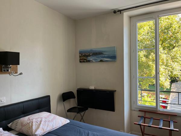 Vente des murs d’un immeuble exploité en hôtel-restaurant Saint-Aigulin (17360)