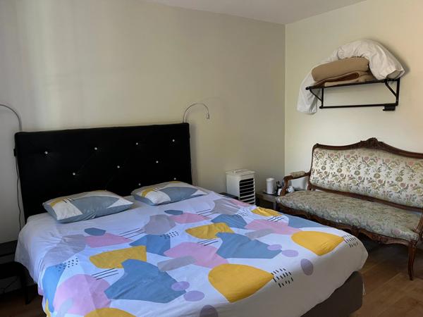 Vente des murs d’un immeuble exploité en hôtel-restaurant Saint-Aigulin (17360)