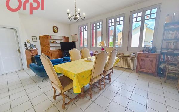Maison à vendre    8 pièces •  Bellerive-sur-Allier