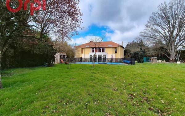 Maison à vendre    8 pièces •  Bellerive-sur-Allier