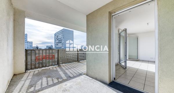 À vendre Appartement 3 pièces 64 m² - Rillieux-la-pape 69140